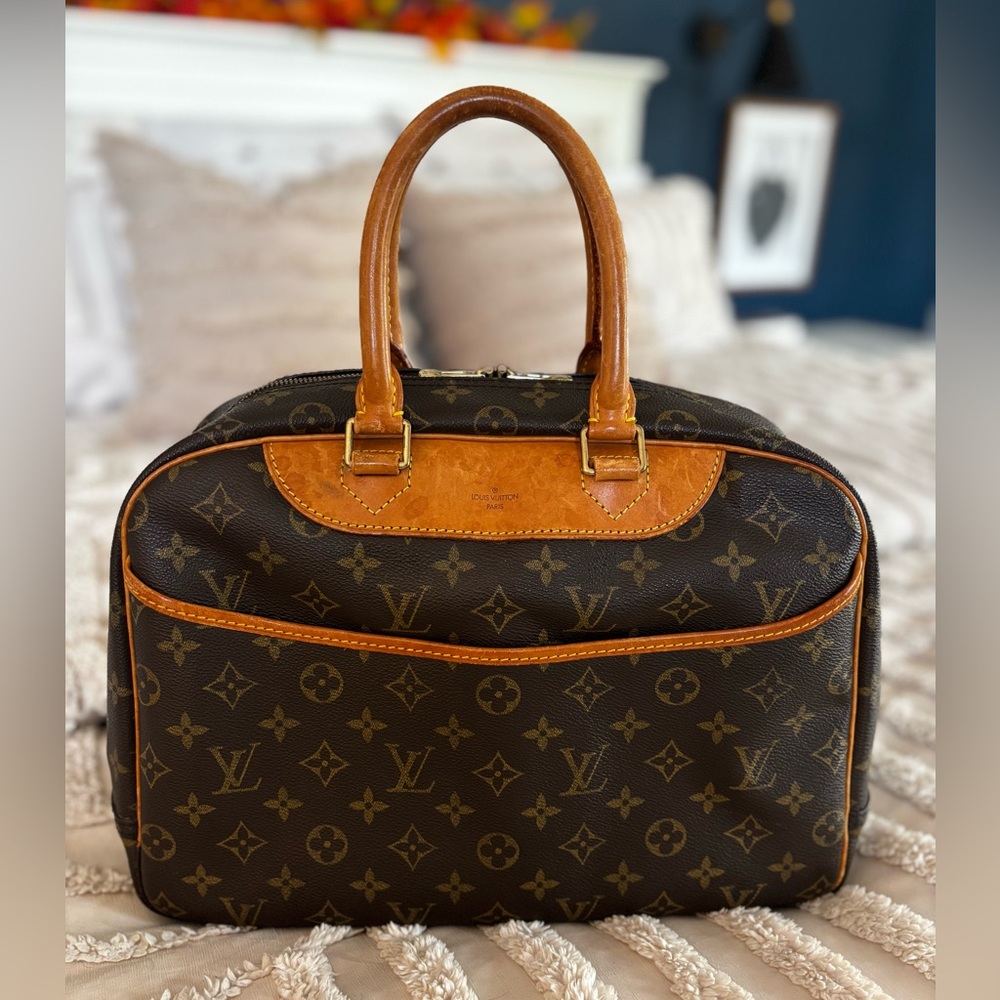 Louis Vuitton Monogram Deauville Satchel Bag 🎀 Classic LV Travel Tote